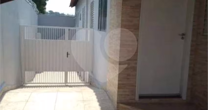Casa com 4 quartos à venda em Vila Rio Branco - SP