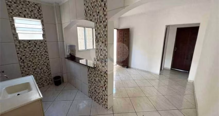 Casa com 3 quartos à venda em Conjunto Habitacional São José - SP