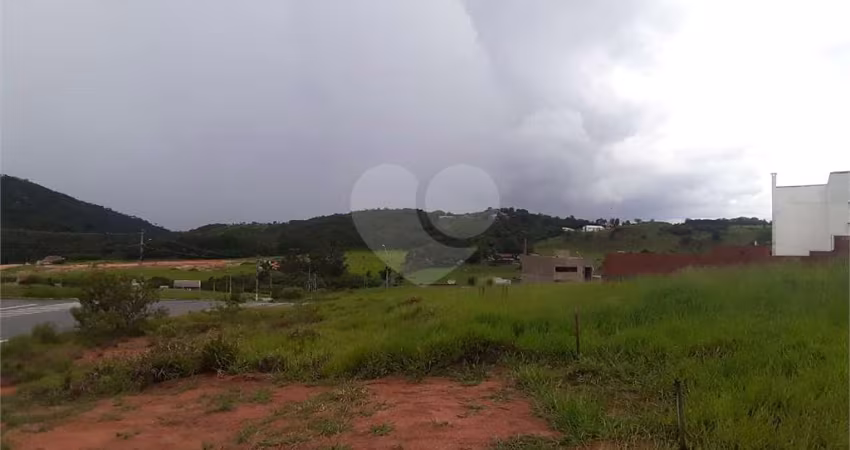 Terreno à venda em Jardim Itália - SP