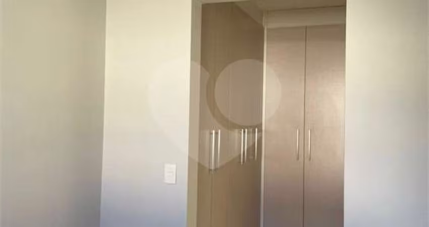 Apartamento com 2 quartos à venda em Centro - SP