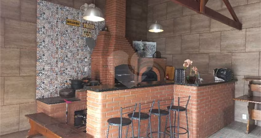 Sobrado com 3 quartos à venda em Parque Santa Isabel - SP