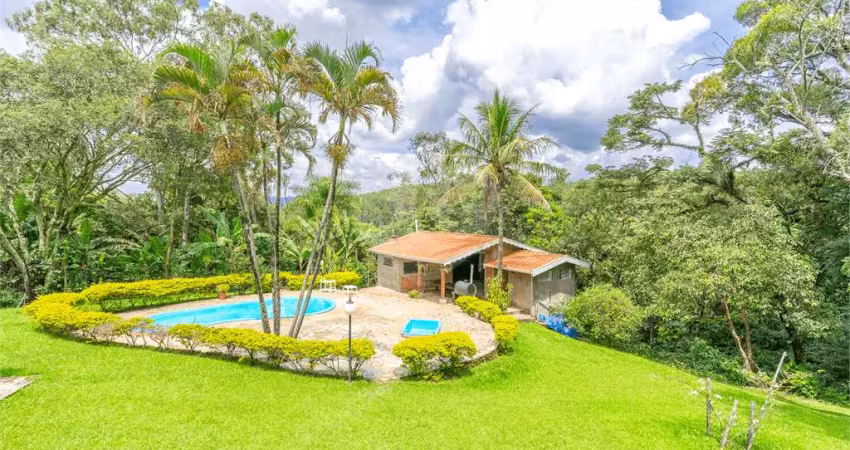 Chácara com 4 quartos à venda em Horto Florestal - SP