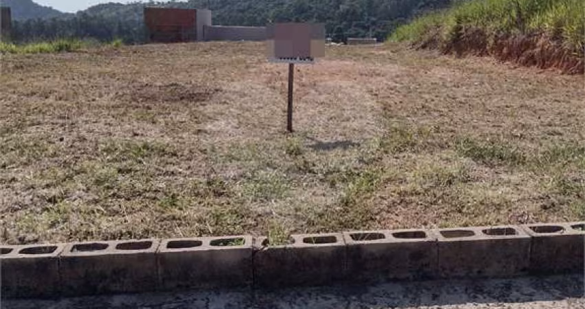 Terreno à venda em Jardim Itália - SP