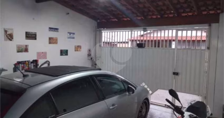Casa com 2 quartos à venda em Jardim Vitória - SP