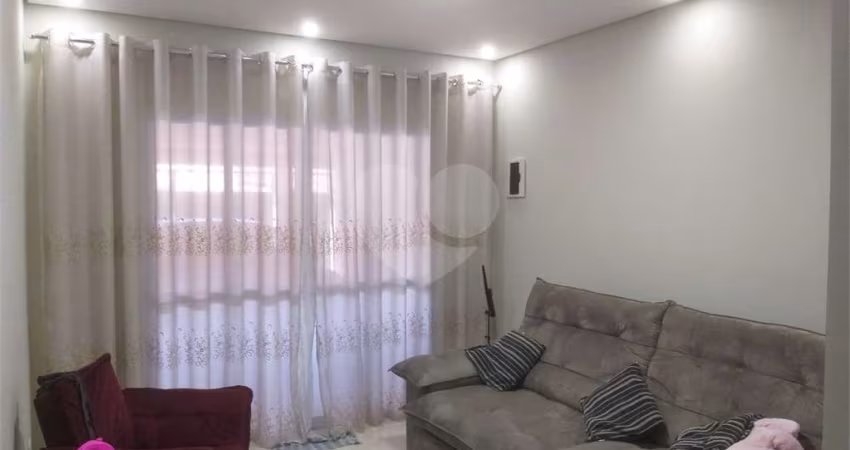 Casa com 2 quartos à venda em Jardim Imperial - SP