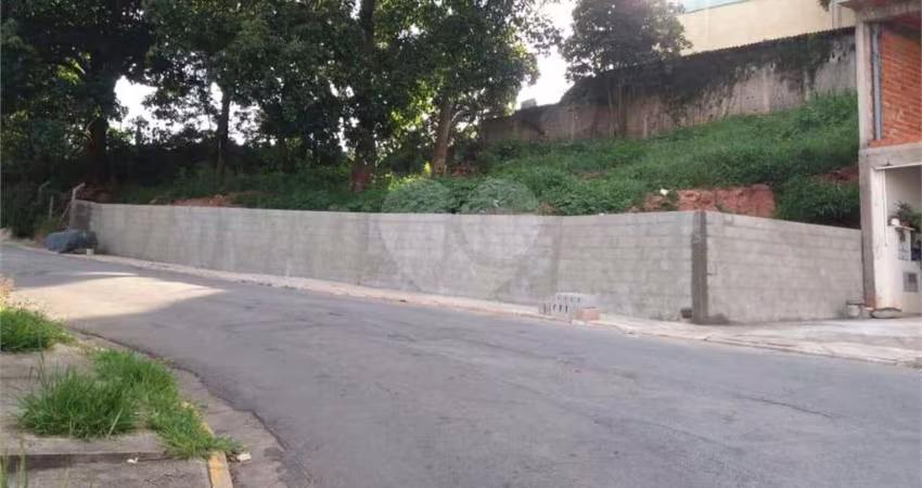 Terreno à venda em Jardim São Vicente - SP