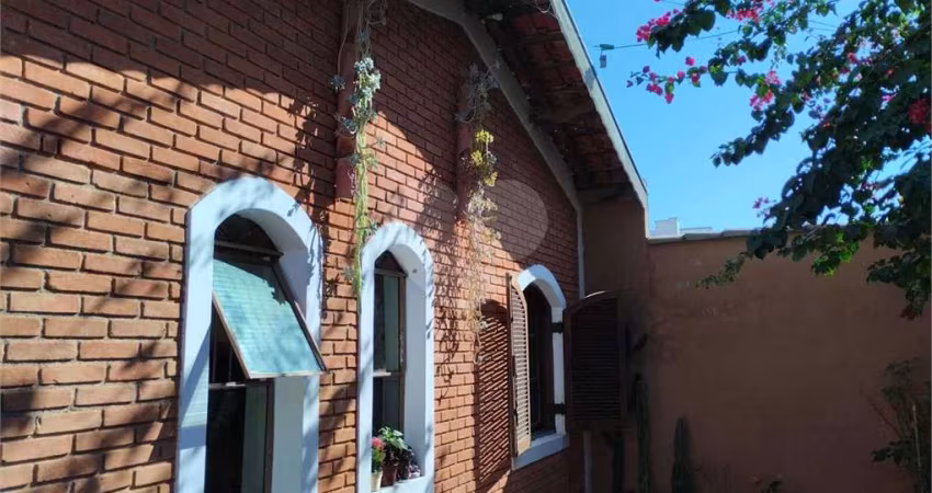 Casa com 4 quartos à venda em Jardim Corcovado - SP