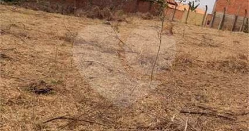 Chácara com 1 quartos à venda em Jardim Adélia Cavicchia Grotta - SP