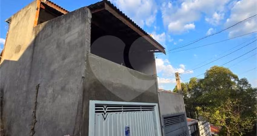 Sobrado com 2 quartos à venda em Jardim Itália - SP