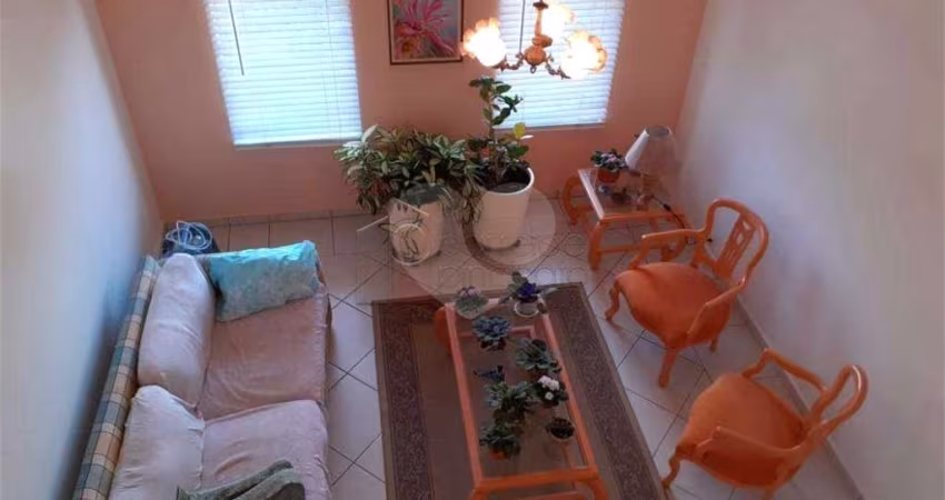 Casa com 4 quartos para locação em Jardim Europa - SP