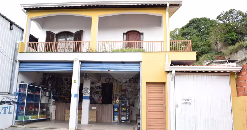 Casa com 3 quartos à venda em Jardim Campo Limpo - SP