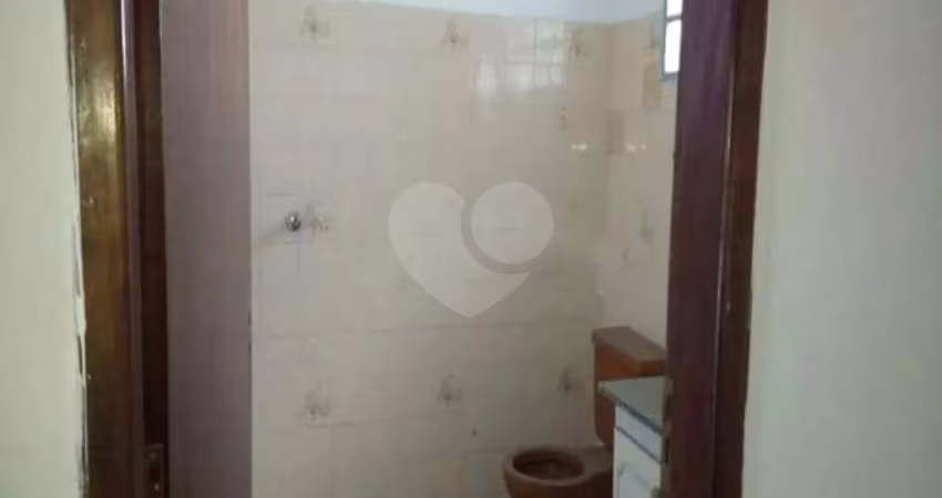 Casa com 4 quartos à venda em Parque Guarani - SP