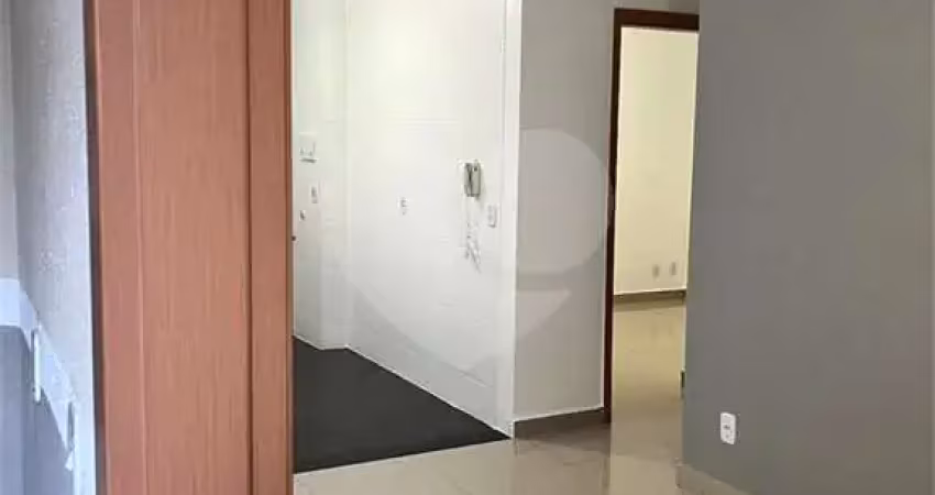 Apartamento com 2 quartos à venda na Avenida Rio das Pedras, Pompéia, Piracicaba