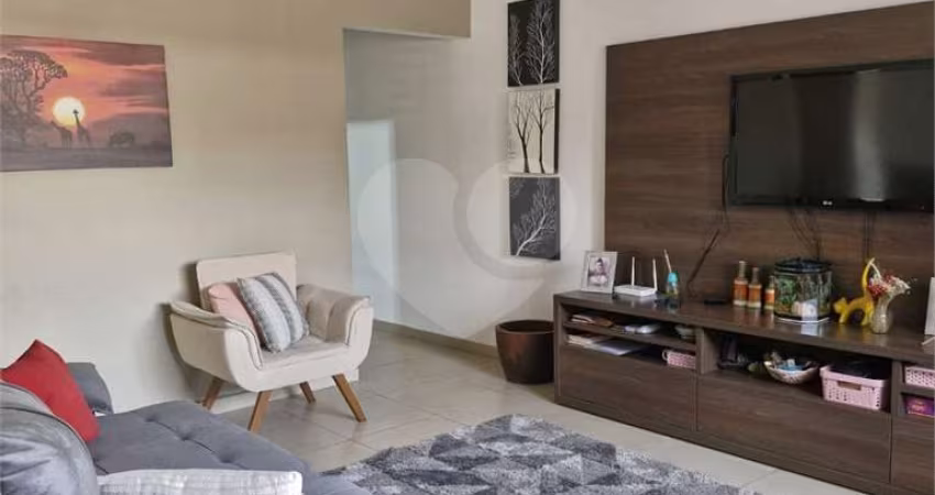 Casa com 3 quartos à venda em Ponte - SP