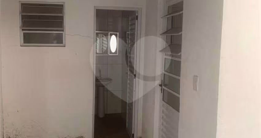 Casa com 4 quartos à venda em Vila Helena - SP