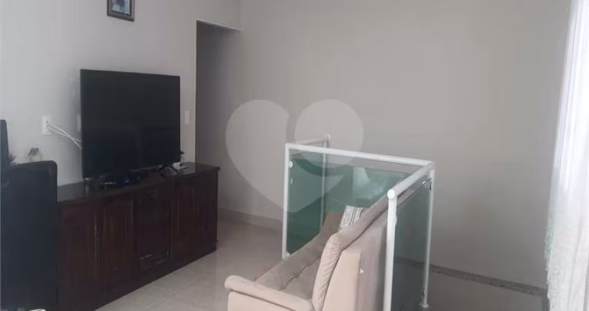 Casa com 3 quartos à venda em Bela Vista - SP
