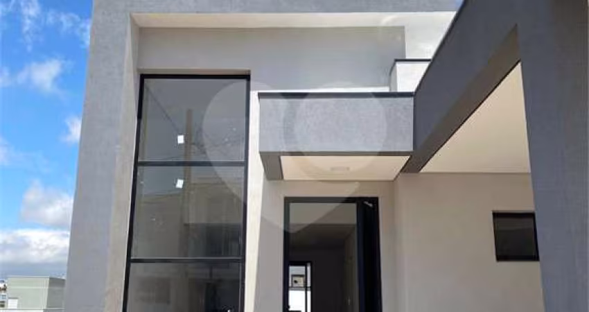 Condomínio com 3 quartos à venda ou para locação em Residencial Vila Victoria - SP
