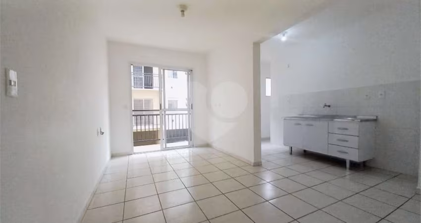 Apartamento com 2 quartos à venda ou para locação em Medeiros - SP