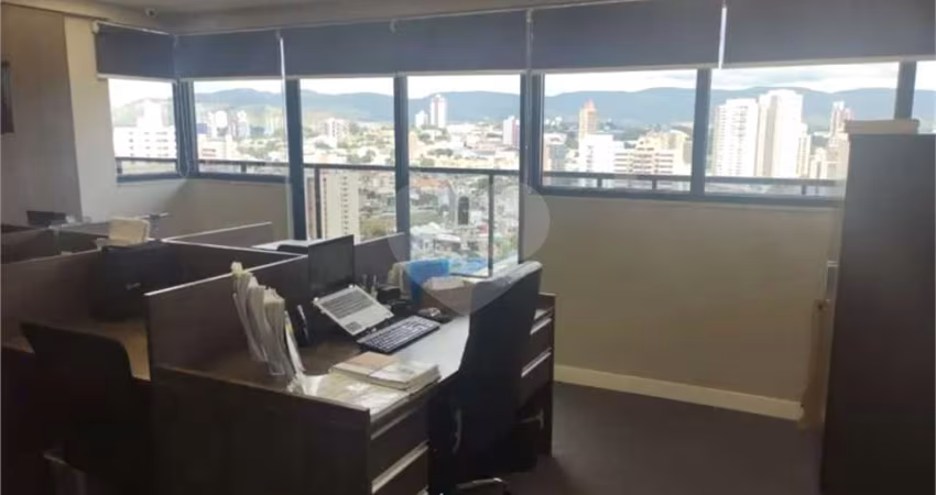 Salas à venda em Vila Boaventura - SP