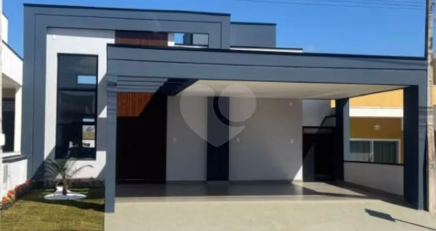 Condomínio com 3 quartos à venda em Residencial Vila Victoria - SP