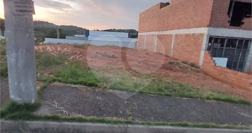 Terreno à venda em Jardim Itália - SP
