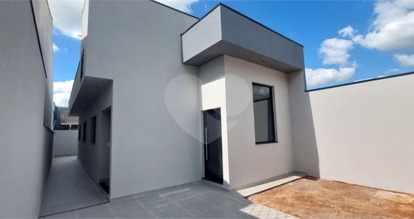 Casa com 3 quartos à venda em Residencial Santa Giovana - SP