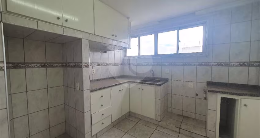 Apartamento com 3 quartos para locação em Centro - SP