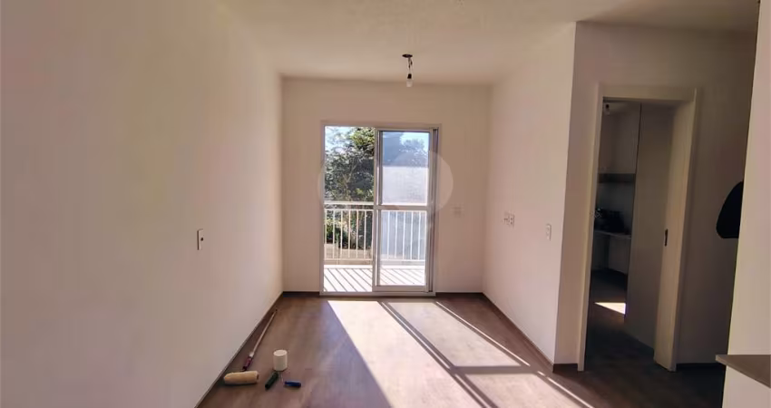 Apartamento com 2 quartos à venda em Vila Nambi - SP