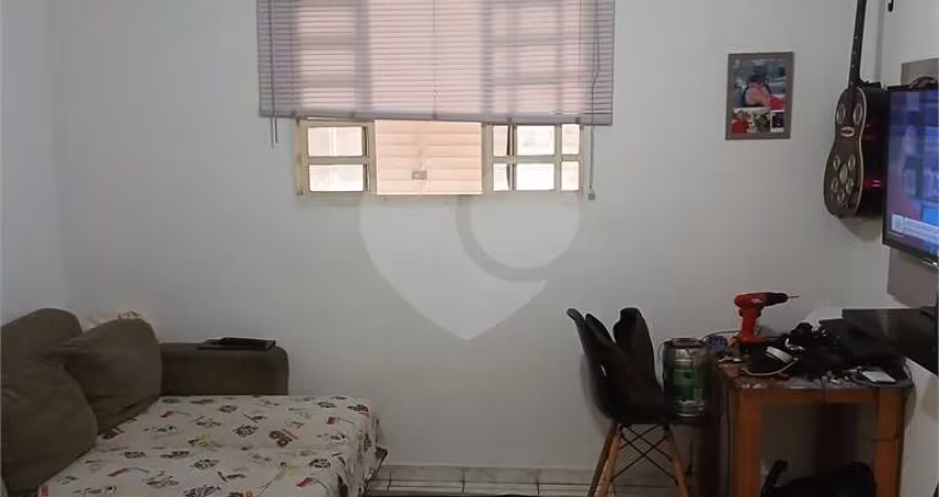Casa com 2 quartos à venda em Fazenda Grande - SP