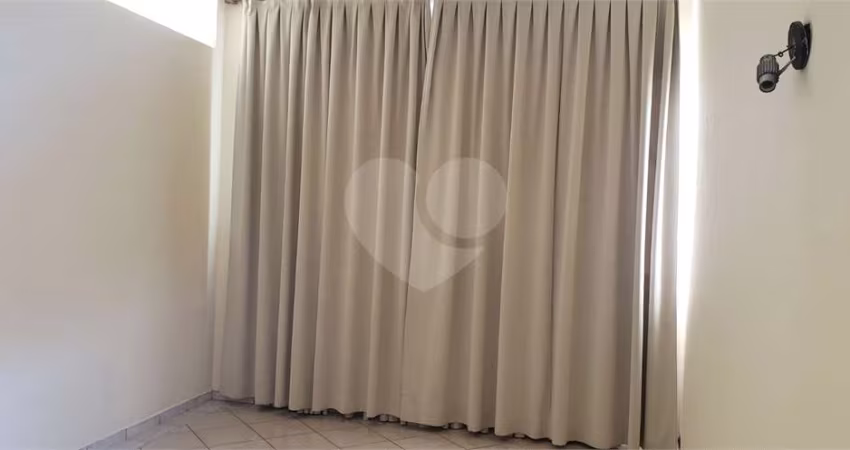 Casa com 3 quartos para locação em Anhangabaú - SP