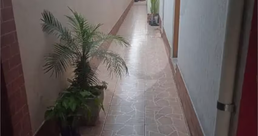 Casa com 2 quartos à venda em Jardim Buriti - SP