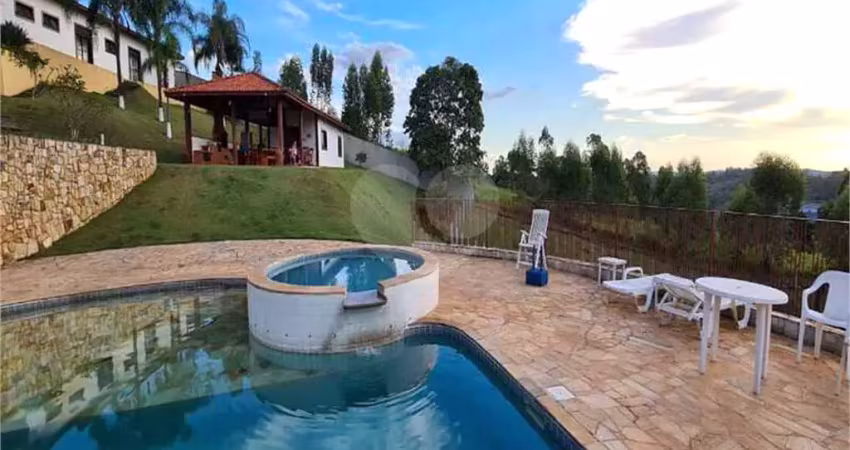 Condomínio com 4 quartos à venda em Parque Da Fazenda - SP