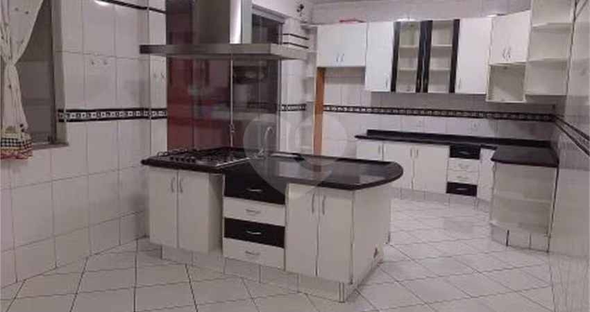 Casa com 4 quartos à venda em Jardim Primavera - SP