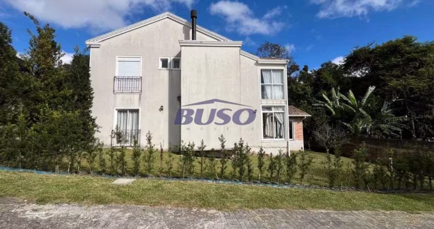 Lindíssima casa em condomínio fechado à venda em Colombo - junto à Natureza