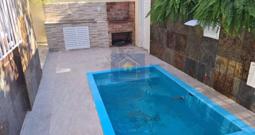 Casa Duplex Em Condomínio Da Freguesia Em Jacarepaguá