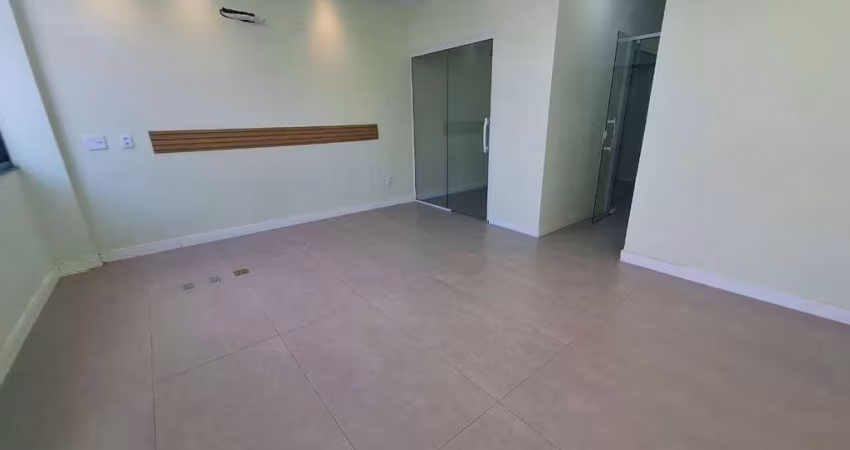 Prédio comercial em Botagfogo 600m