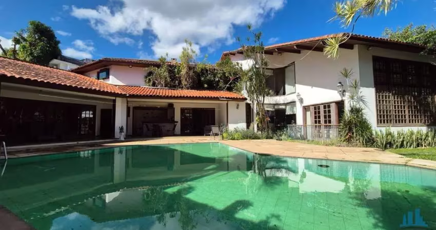 Casa com 5 quartos à venda na Rua Timbiras, São Francisco, Niterói