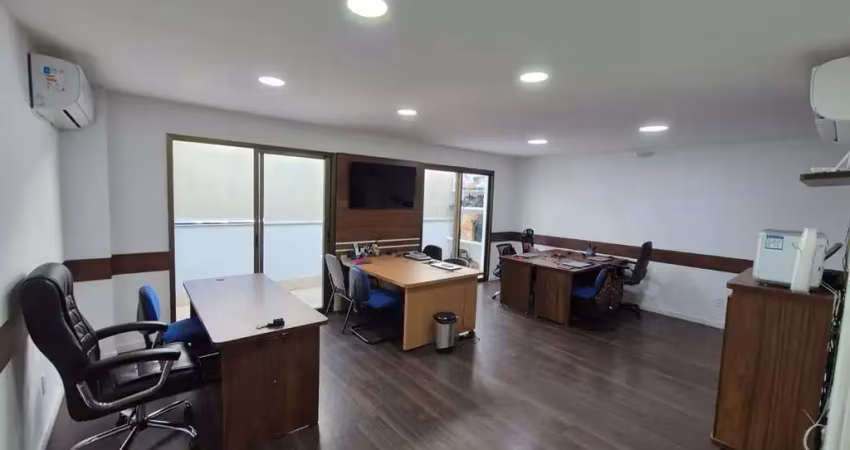Casa comercial para alugar na Rua General Andrade Neves, 9, São Domingos, Niterói