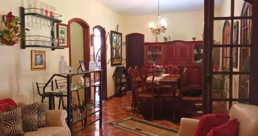 Casa para Venda em Miguel Pereira, Barão de Javary, 3 dormitórios, 1 suíte, 3 banheiros, 2 vagas