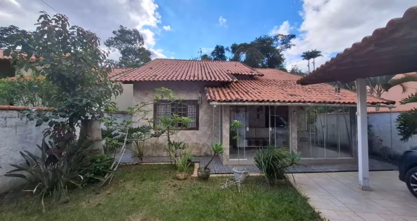 Casa para Venda em Miguel Pereira, Lagoinha, 3 dormitórios, 1 suíte, 3 banheiros, 2 vagas