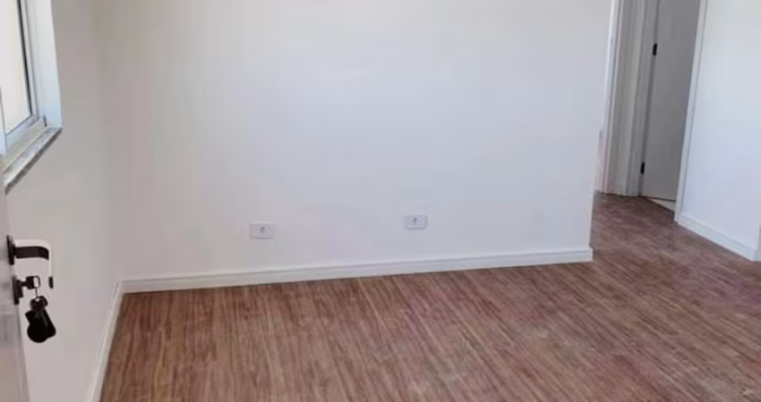 APARTAMENTO COM GARAGEM COBERTA