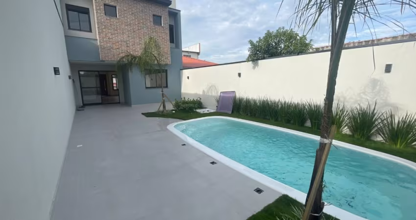 Sobrado dos sonhos com piscina