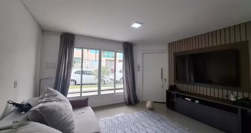 Sobrado 3 quartos, sendo 1 ste, churrasqueira e 2 vagas