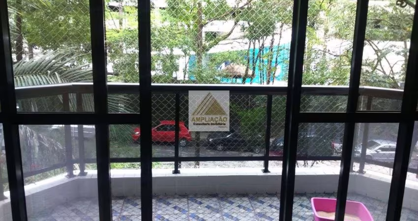 Apartamento com 4 Dormitórios, 1 suíte, 2 vagas cobertas no Panamby