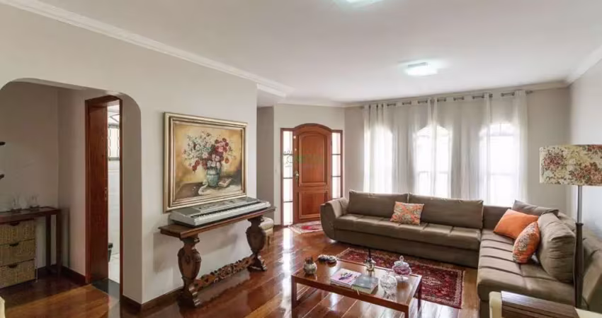 Casa com 4 quartos à venda na Rua Amaury de Oliveira e Silva, Jardim Tarumã, Londrina