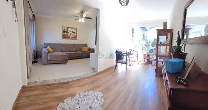 Casa com 2 quartos à venda na Rua Bombaim, Cláudia, Londrina