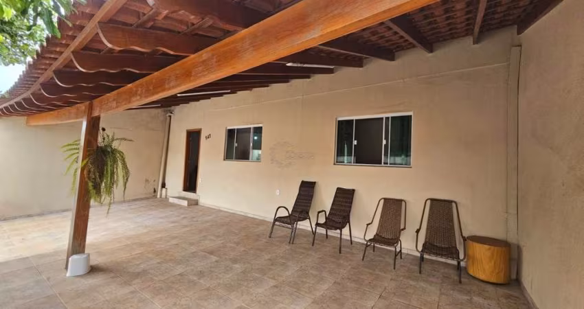 Casa com 3 quartos à venda na Rua Luiz Carlos de Castro Costa, Luiz de Sá, Londrina