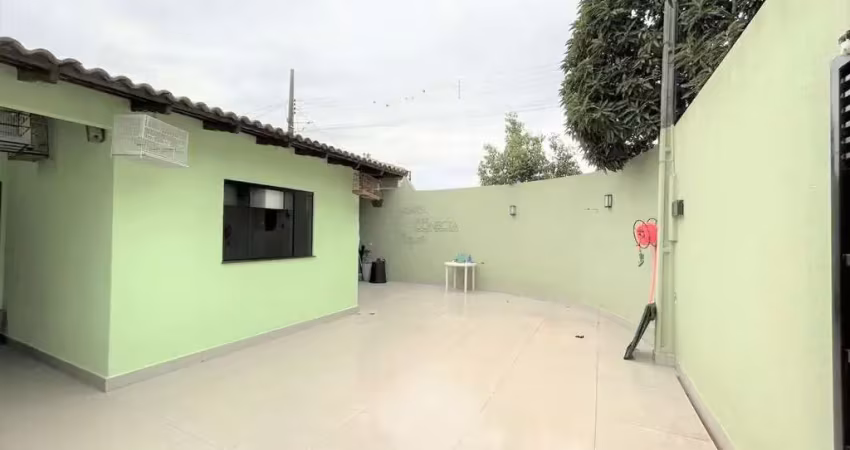 Casa com 2 quartos à venda na Rua Serra da Cantareira, Jardim Cidade Verde, Cambé