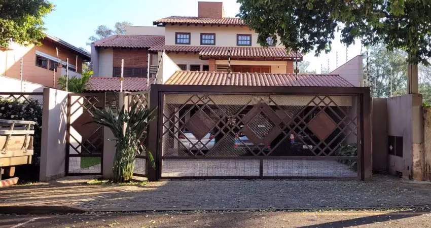 Casa com 5 quartos à venda na Rua Martin Luther King, Lago Parque, Londrina