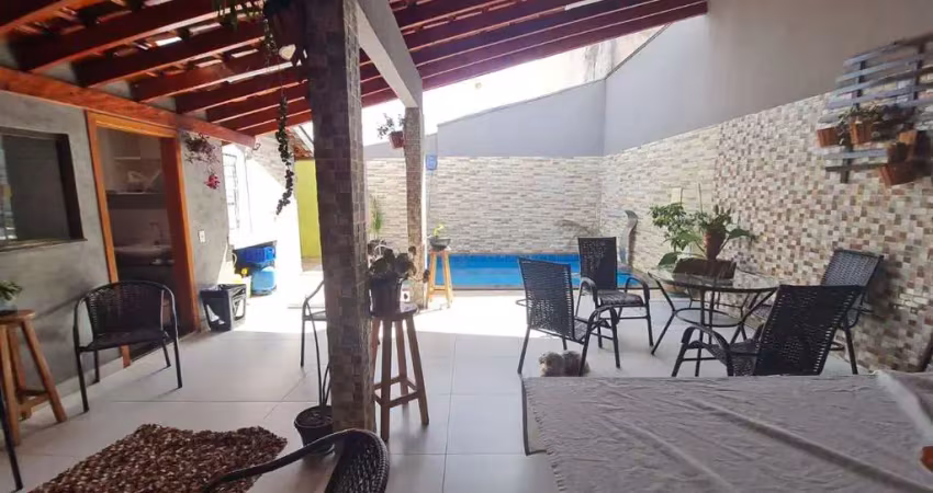 Casa com 3 quartos à venda na Rua Camille Flammarion, Califórnia, Londrina